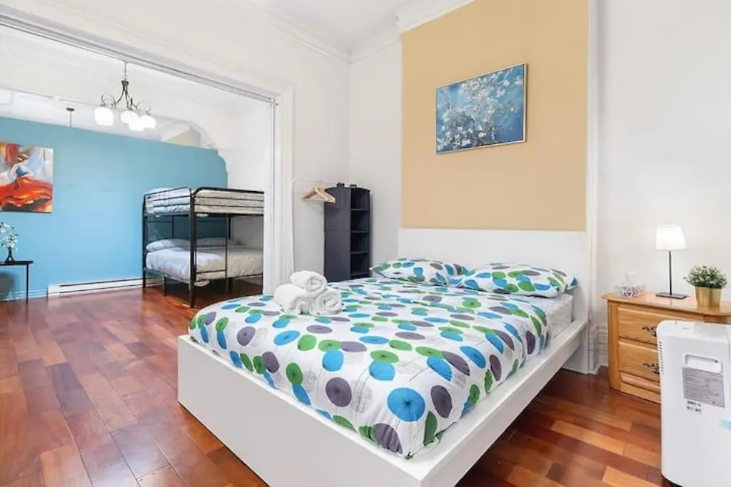 3Bedr Montreal Dt Free Parking Villa 0*,  Canada
