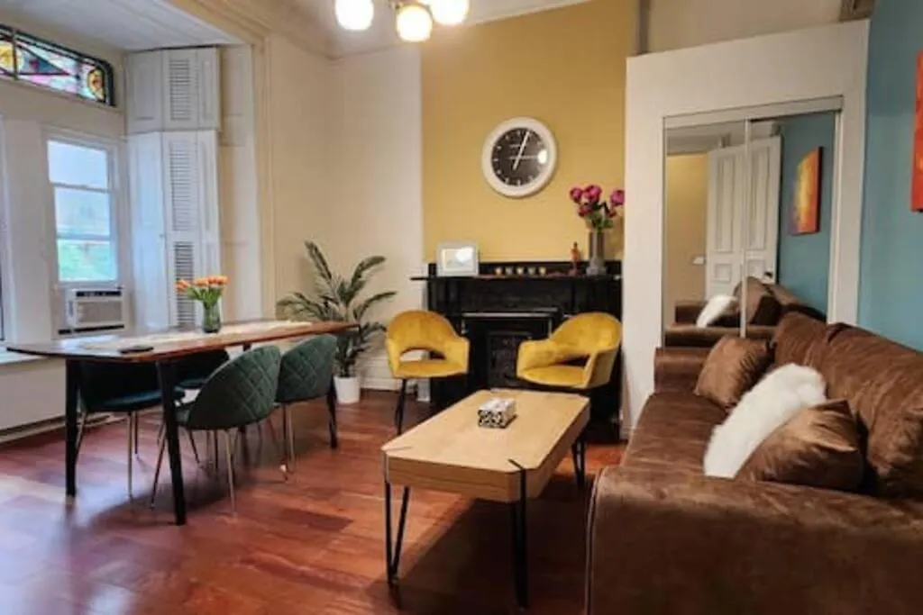 3Bedr Montreal Dt Free Parking Villa
